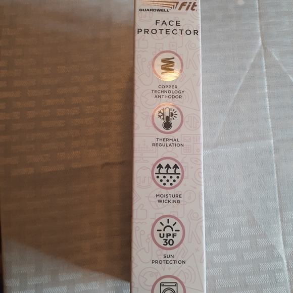 Face protector - Picture 4 of 5